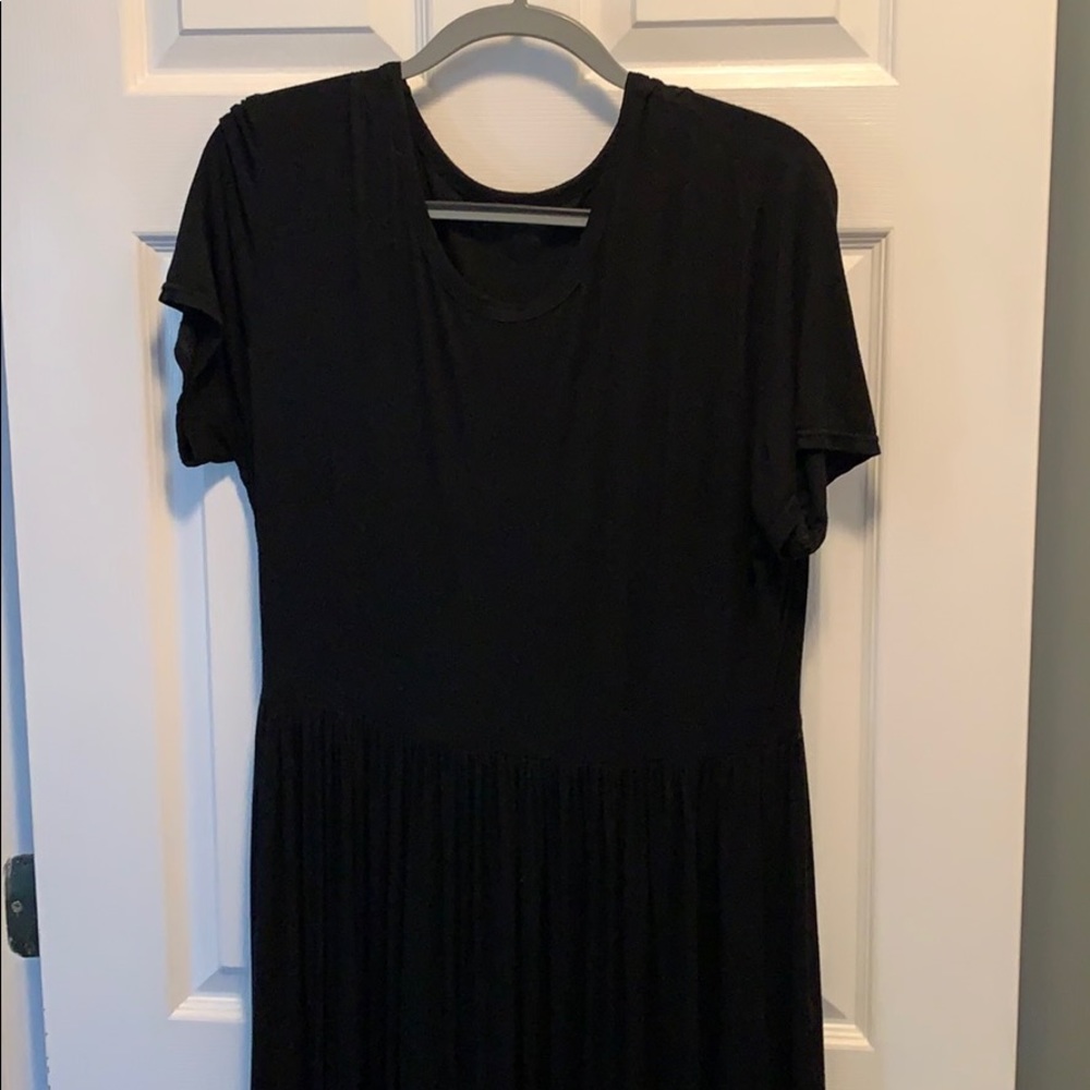 Basic black dresses